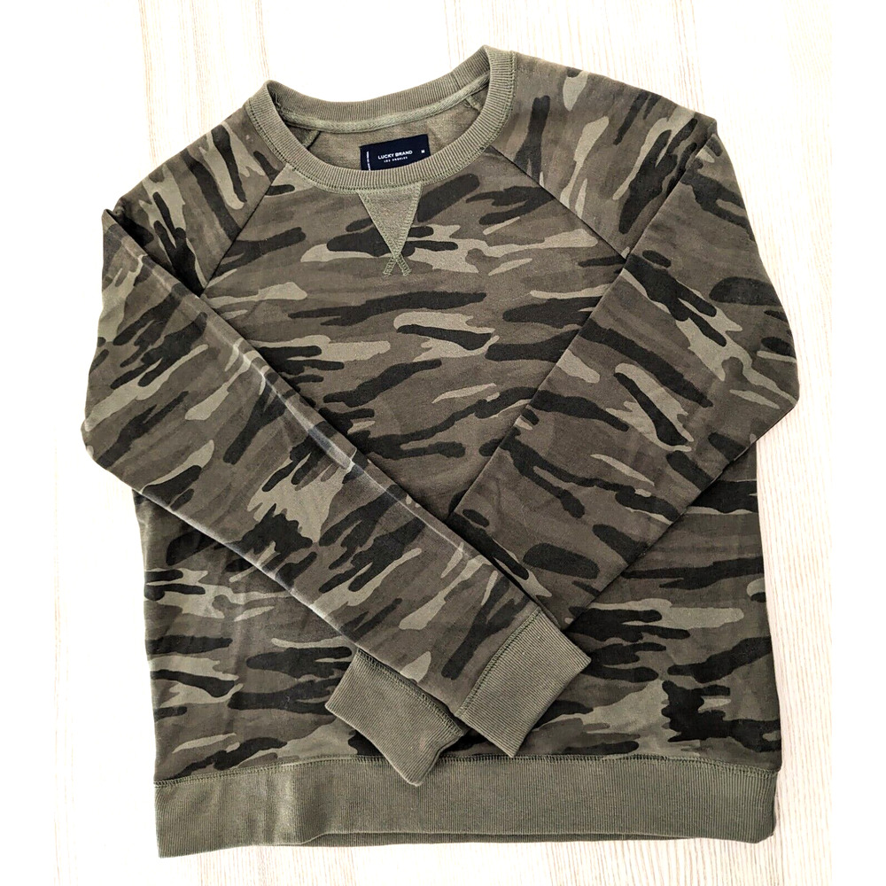 Lucky Womens Camo Pullover Crew Sweatshirt Size M Lightweight Fleece Comfy Cozy